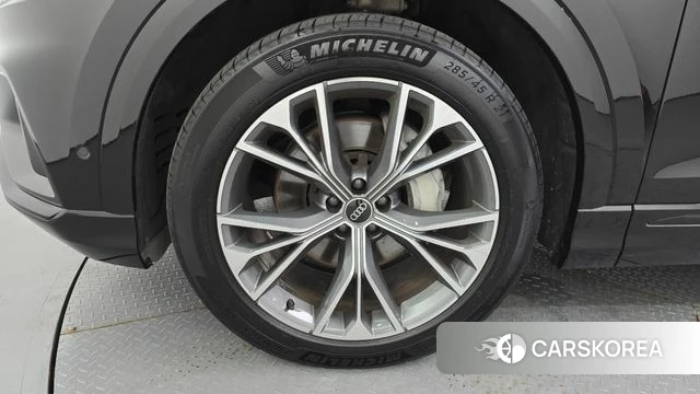 Audi Q8 (4M) id 4624754 из Кореи 34