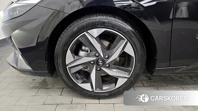 Hyundai Avante (CN7) id 3610629 из Кореи 15