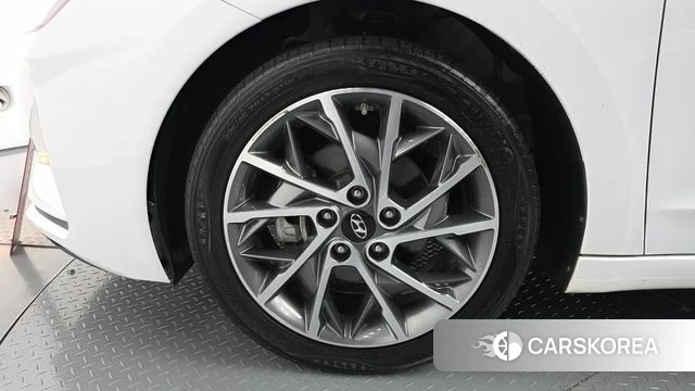 Hyundai The New Avante AD id 4351105 из Кореи 25