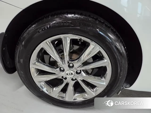 Kia The New Carnival id 3676943 из Кореи 15