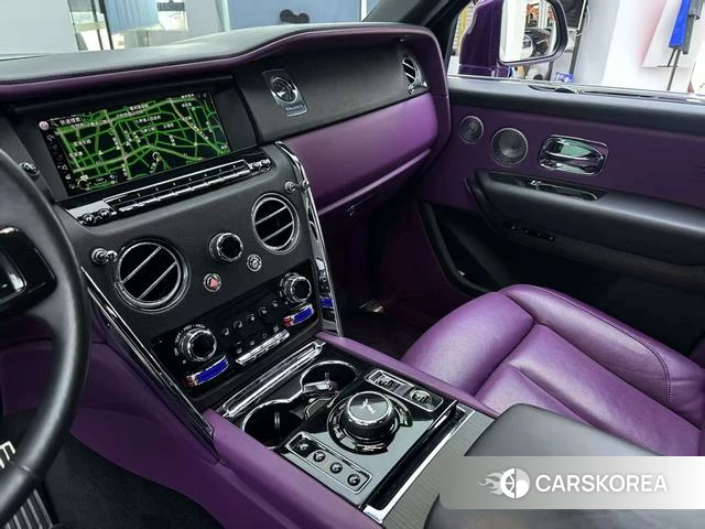 Rolls-Royce Cullinan 2023 Фиолетовый из Китая, фото 5