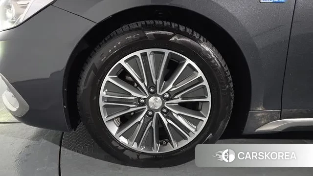 Hyundai Grandeur IG Hybrid id 3499986 из Кореи 15