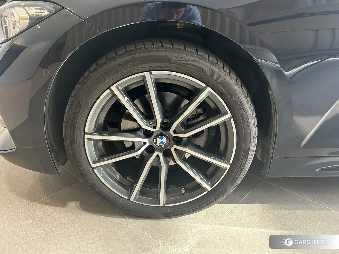 BMW 3 series id 4513641 из Китая 16