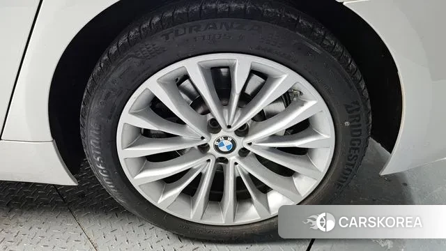 BMW 5 Series (G30) id 3606997 из Кореи 15