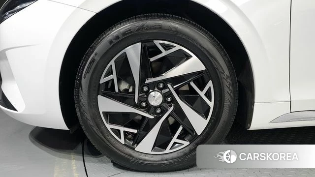 Hyundai The New Grandeur IG Hybrid id 3885209 из Кореи 15