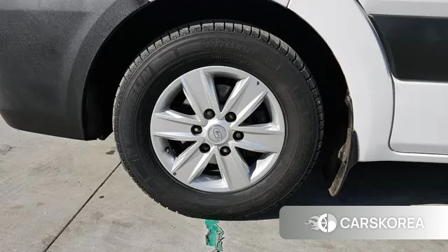 Hyundai Solati id 3698625 из Кореи 15