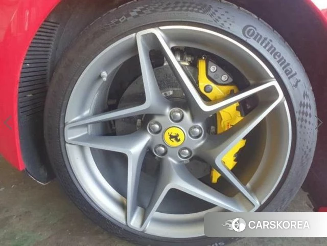 Ferrari F8 Tributo id 4262769 из Кореи 12