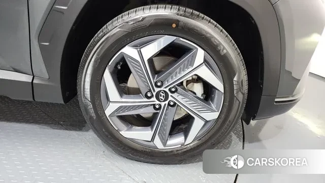 Hyundai Tucson (NX4) id 3607341 из Кореи 15