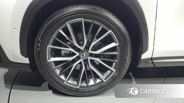 Lexus NX350h Second generation id 4560381 из Кореи 29