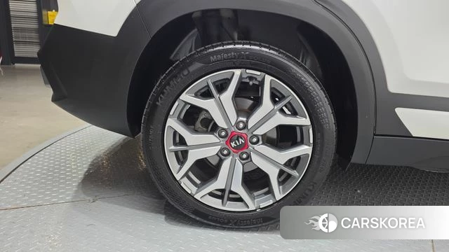 Kia Seltos id 4345205 из Кореи 32