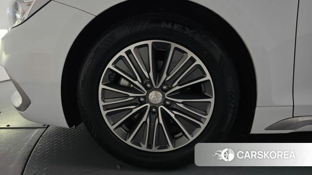 Hyundai Grandeur IG Hybrid id 4496791 из Кореи 32