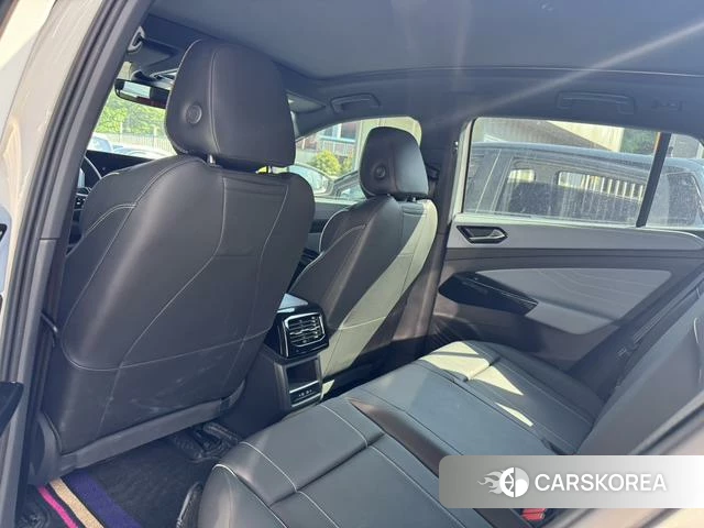 Volkswagen ID.4 X 2024 Белый из Китая, фото 6