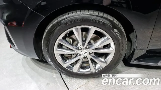 Kia The New Carnival id 2504526 из Кореи 15