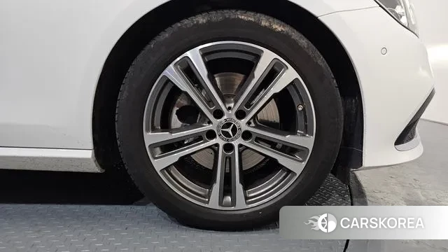 Mercedes-Benz E-Class W213 id 3492220 из Кореи 15