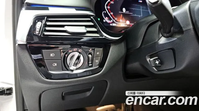 BMW 5 Series (G30) id 2675604 из Кореи 15