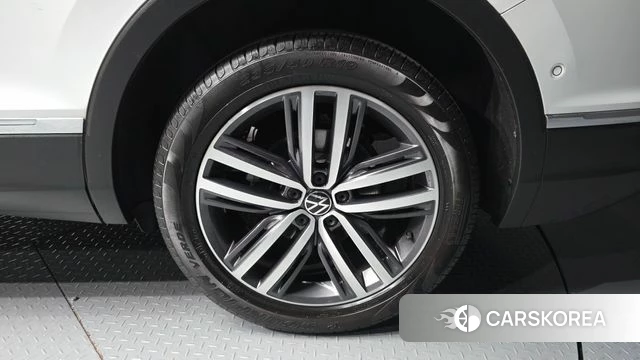 Volkswagen Tiguan Allspace id 4394948 из Кореи 27