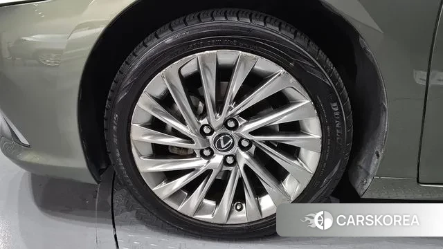 Lexus ES300h 7th generation id 3460053 из Кореи 15