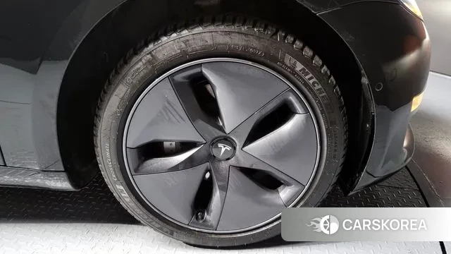 Tesla Model 3 id 3336100 из Кореи 15