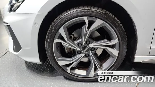 Audi A3 (8Y) id 2732947 из Кореи 15