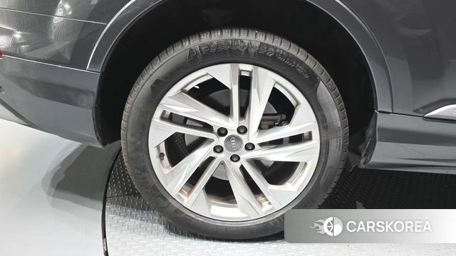 Audi Q7 (4M) id 3860129 из Кореи 15