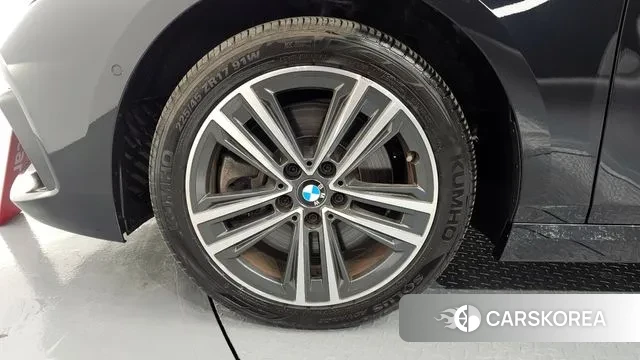 BMW 1 Series (F40) id 3577134 из Кореи 15