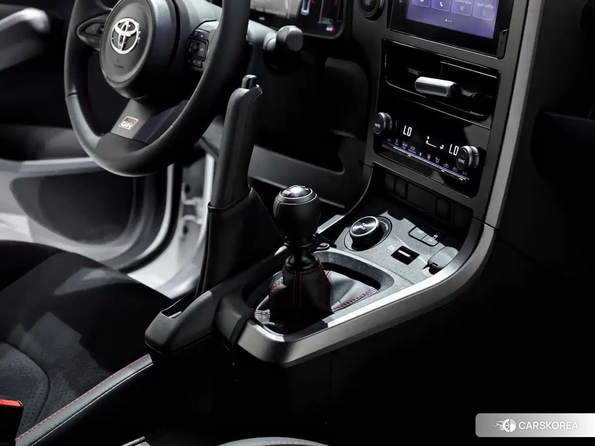 Toyota GR Yaris 2026 Белый из Китая, фото 5