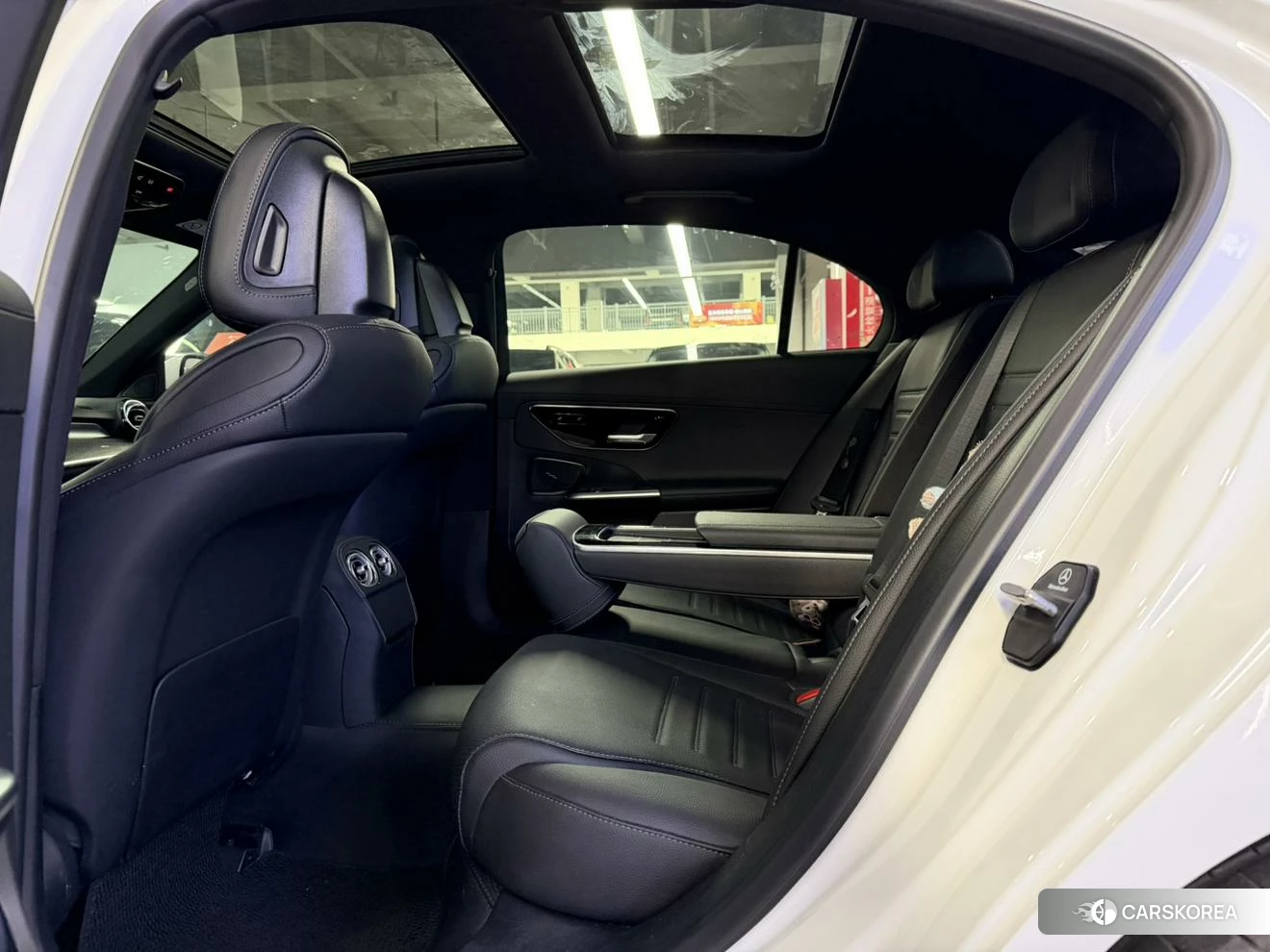 Mercedes-Benz Class C 2023 Белый из Китая, фото 5