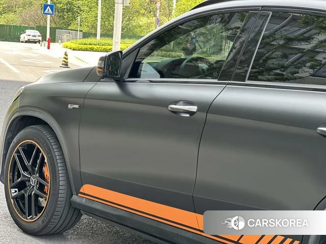 Mercedes-Benz GLE Coupe AMG id 4210023 из Китая 37