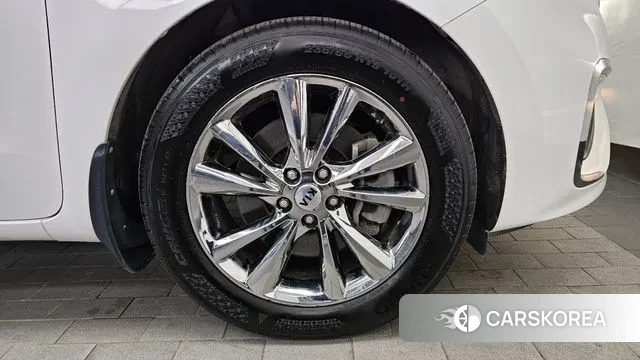 Kia The New Carnival id 3788934 из Кореи 15