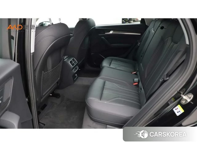 Audi Q5L 2022 Черный из Китая, фото 5