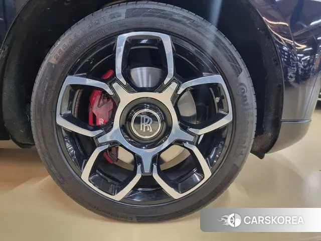 Rolls-Royce Cullinan id 3509315 из Кореи 10