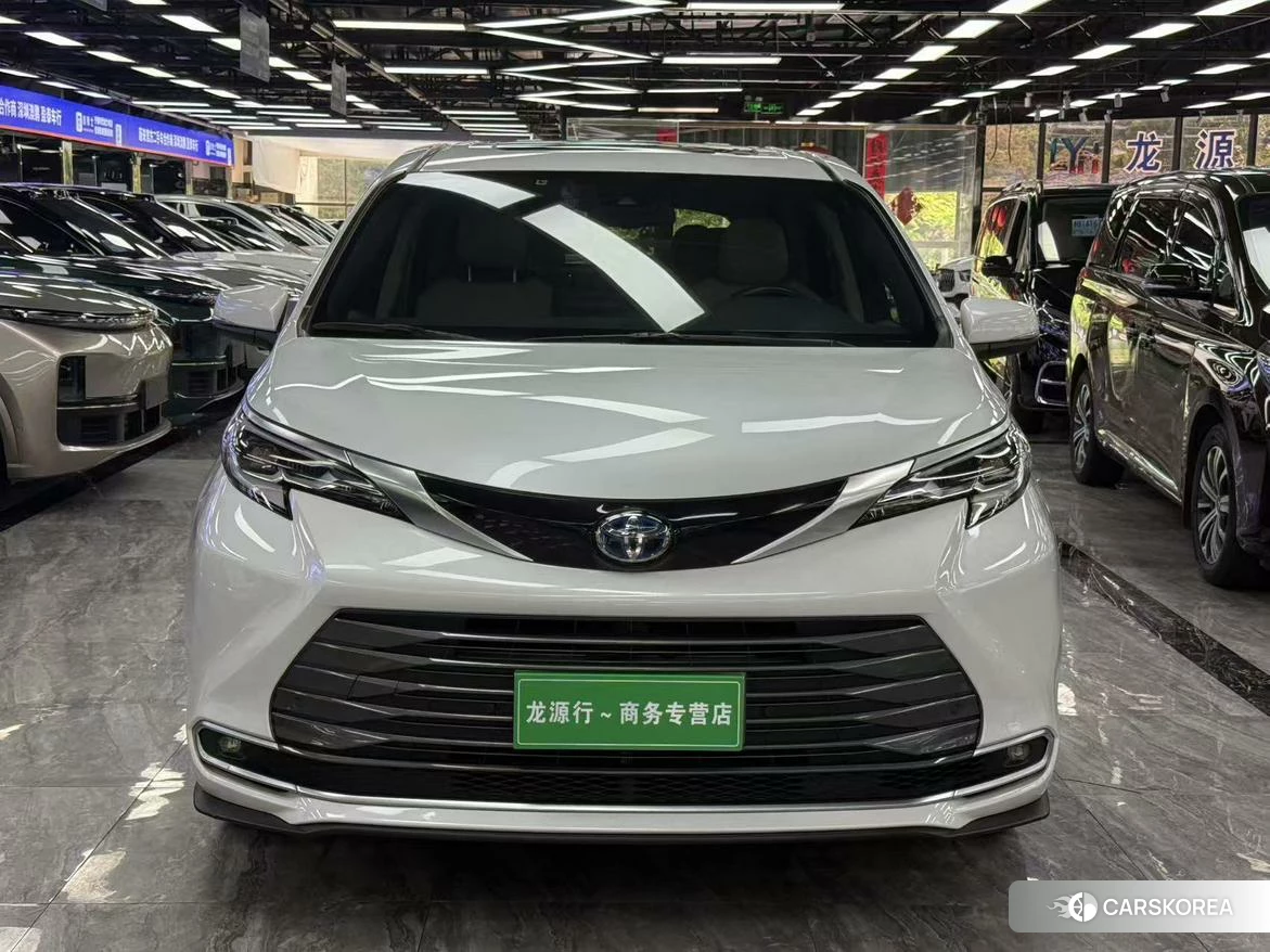 Toyota Saina id 4485491 из Китая 7