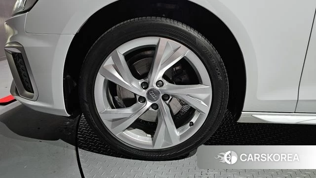 Audi A4 (B9) id 3878872 из Кореи 15