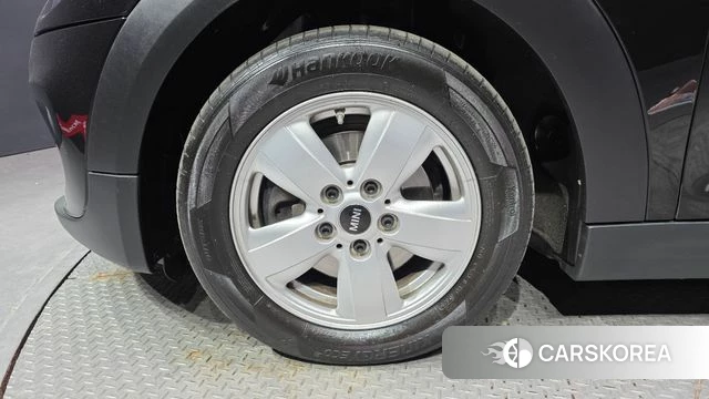 Mini Cooper D id 4250998 из Кореи 25