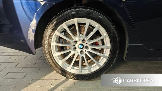 BMW 5 Series (G30) id 4785403 из Кореи 28