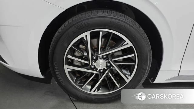 Hyundai The New Grandeur IG id 4410080 из Кореи 25
