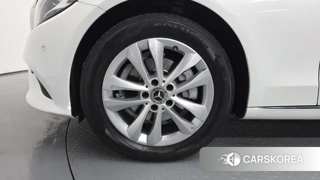 Mercedes-Benz C-Class W205 id 3703172 из Кореи 15