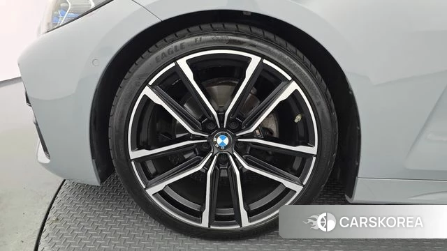 BMW 4 Series (G22) id 4469088 из Кореи 29