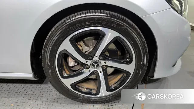 Mercedes-Benz E-Class W213 id 2995081 из Кореи 15