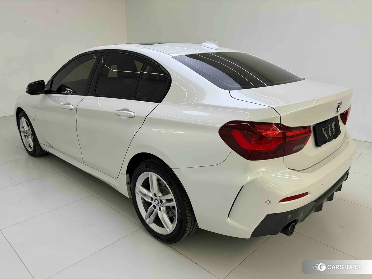 BMW 1 series id 4467884 из Китая 11