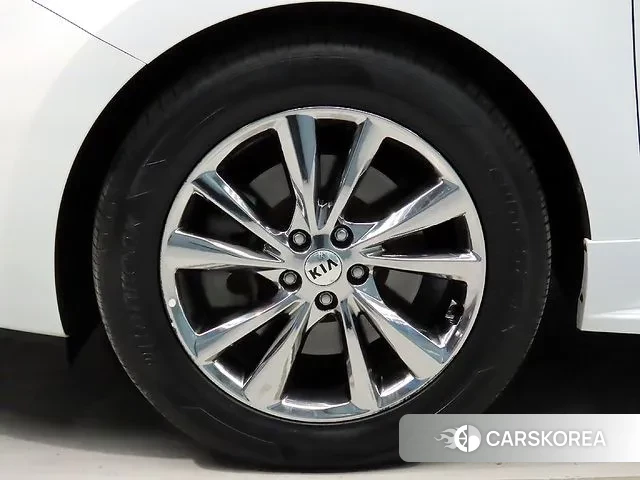 Kia The New Carnival id 3754359 из Кореи 15