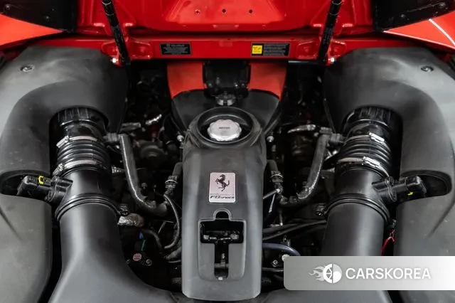 Ferrari F8 Spider 2021 Красный из Кореи, фото 5