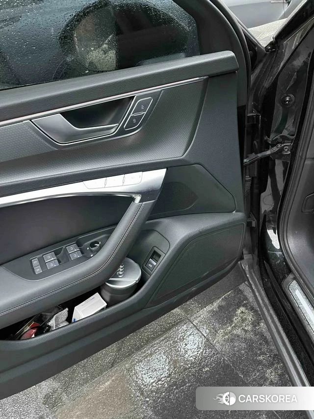 Audi A6 (import) 2022 Черный из Китая, фото 6