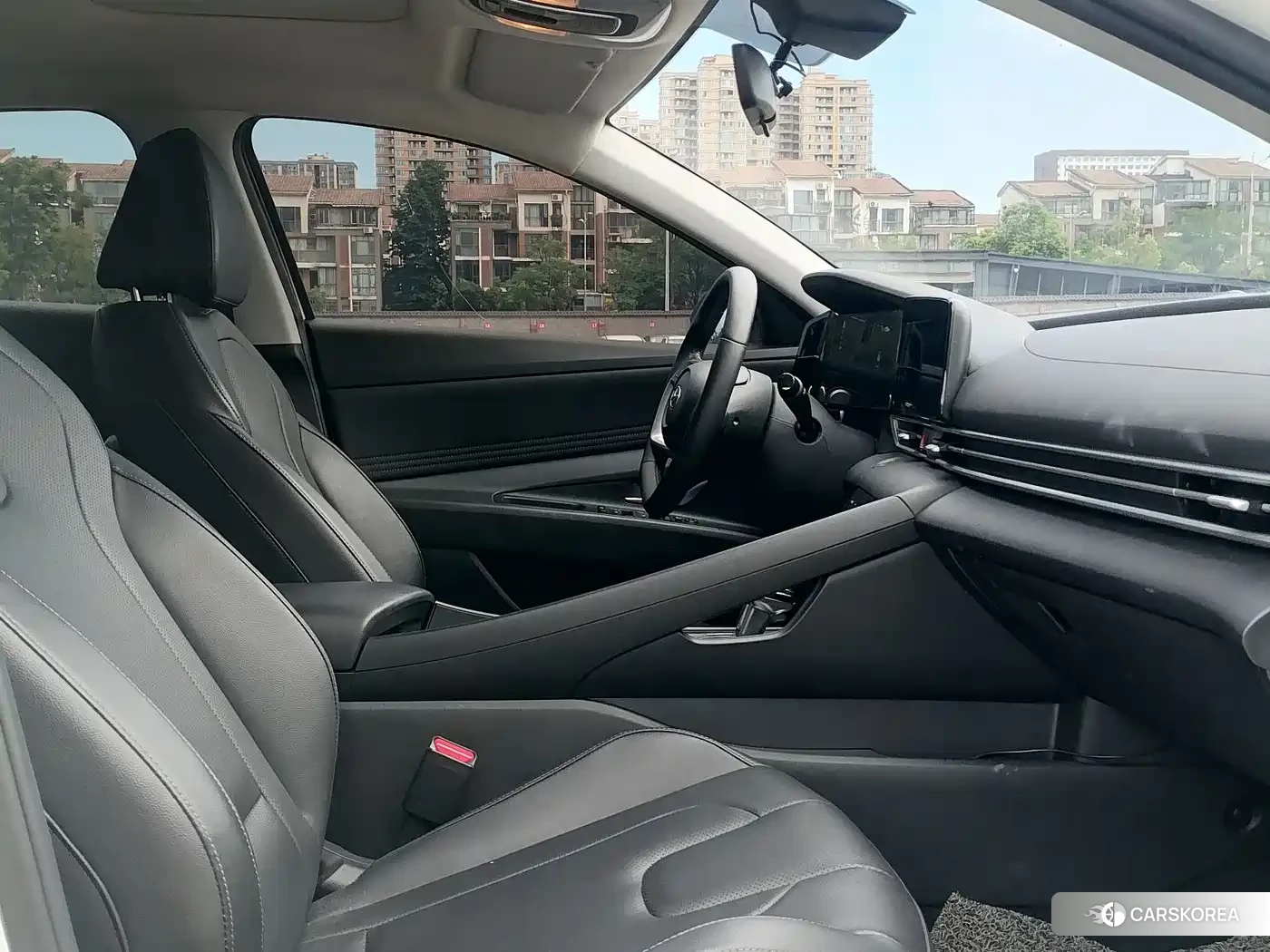 Hyundai Elantra 2022 Белый из Китая, фото 5