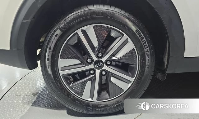 Kia The New Niro id 4943639 из Кореи 24