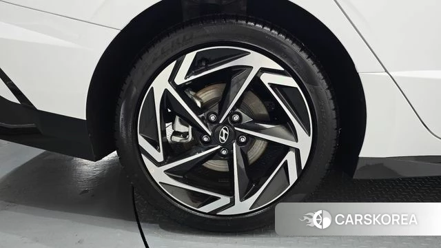 Hyundai Sonata D Edge Hybrid (DN8) id 4421343 из Кореи 32