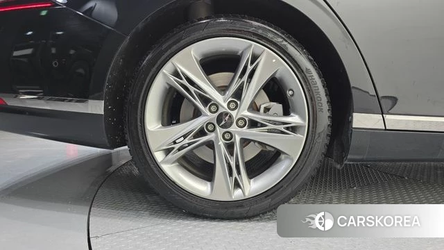 Genesis G90 (RS4) id 4267370 из Кореи 39