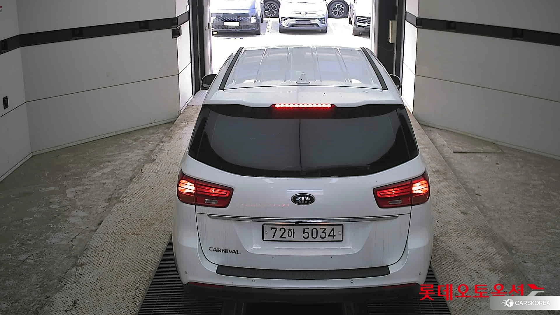 Kia Carnival id 4312611 из Кореи 33