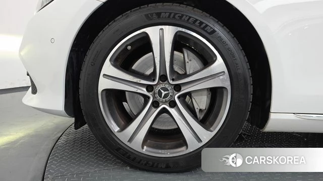 Mercedes-Benz E-Class W213 id 4477651 из Кореи 29