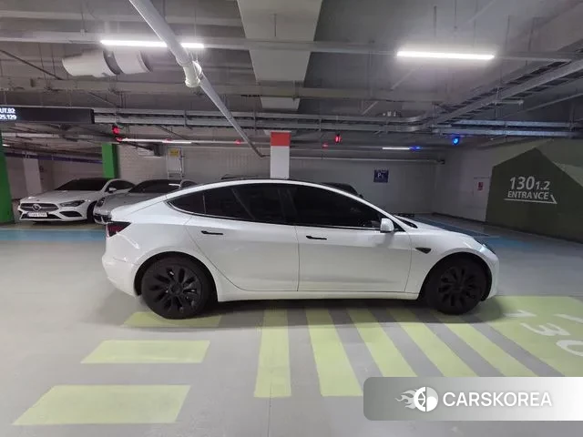 Tesla Model 3 id 3098136 из Кореи 7